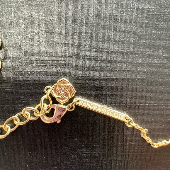 Kendra Scott Necklace and Earring Set - Picture 3 of 3